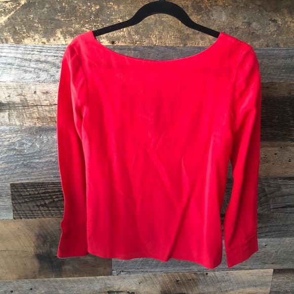 Red, low back silk blouse, xs, Club Monaco - Picture 2 of 3